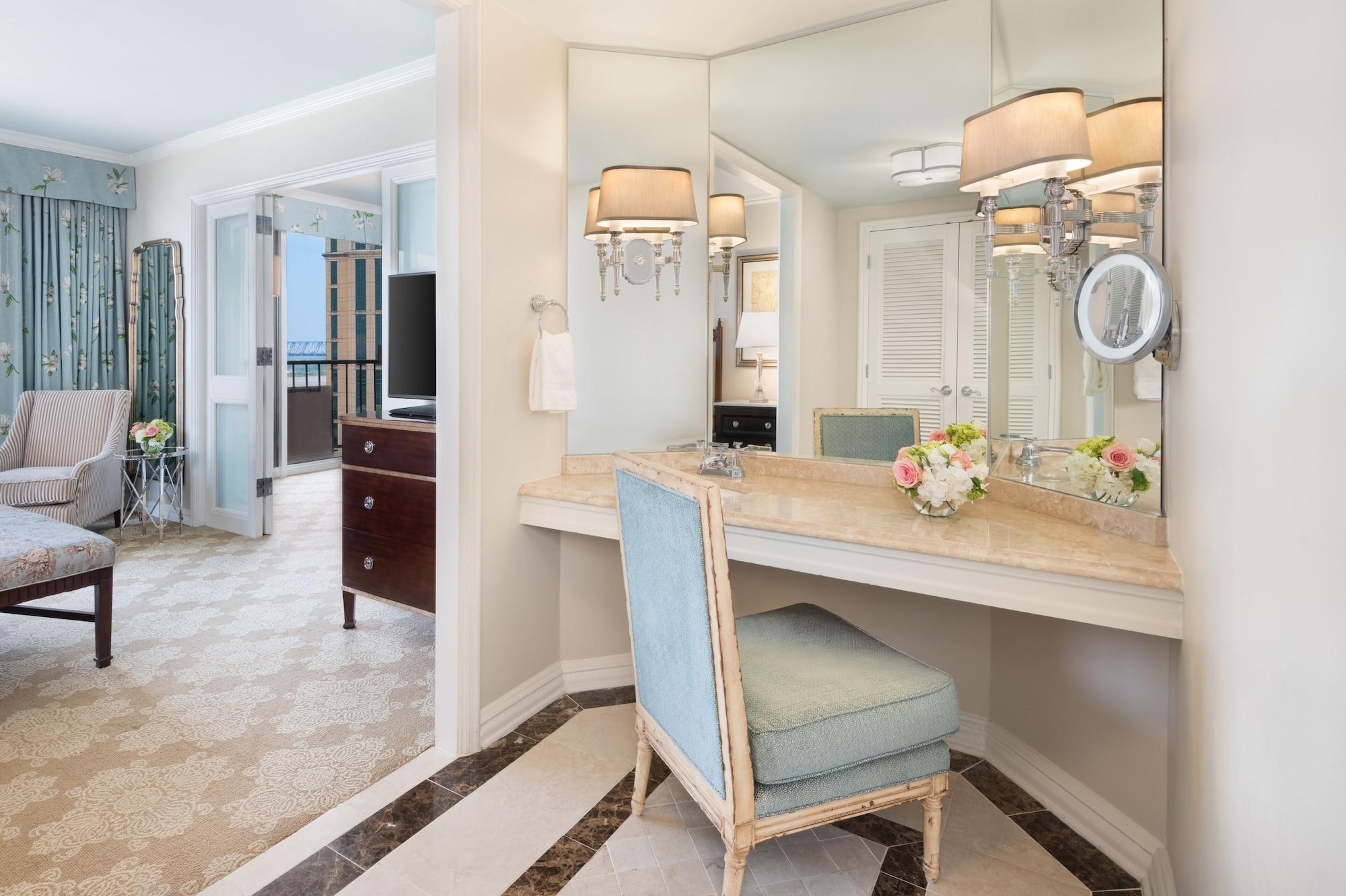 The Windsor Court Hotel New Orleans Bagian luar foto