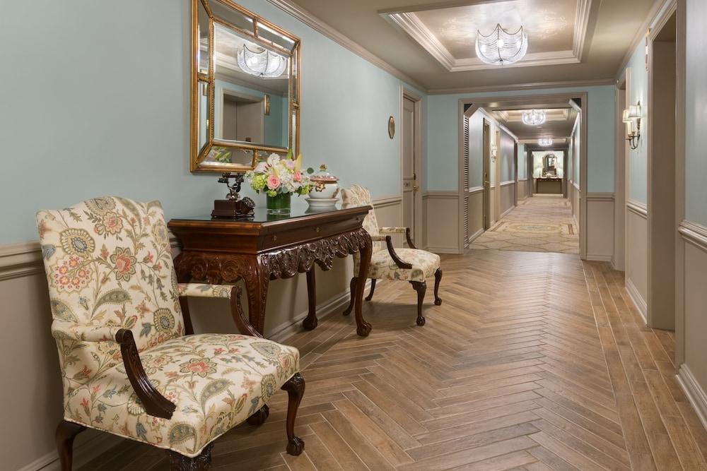 The Windsor Court Hotel New Orleans Bagian luar foto