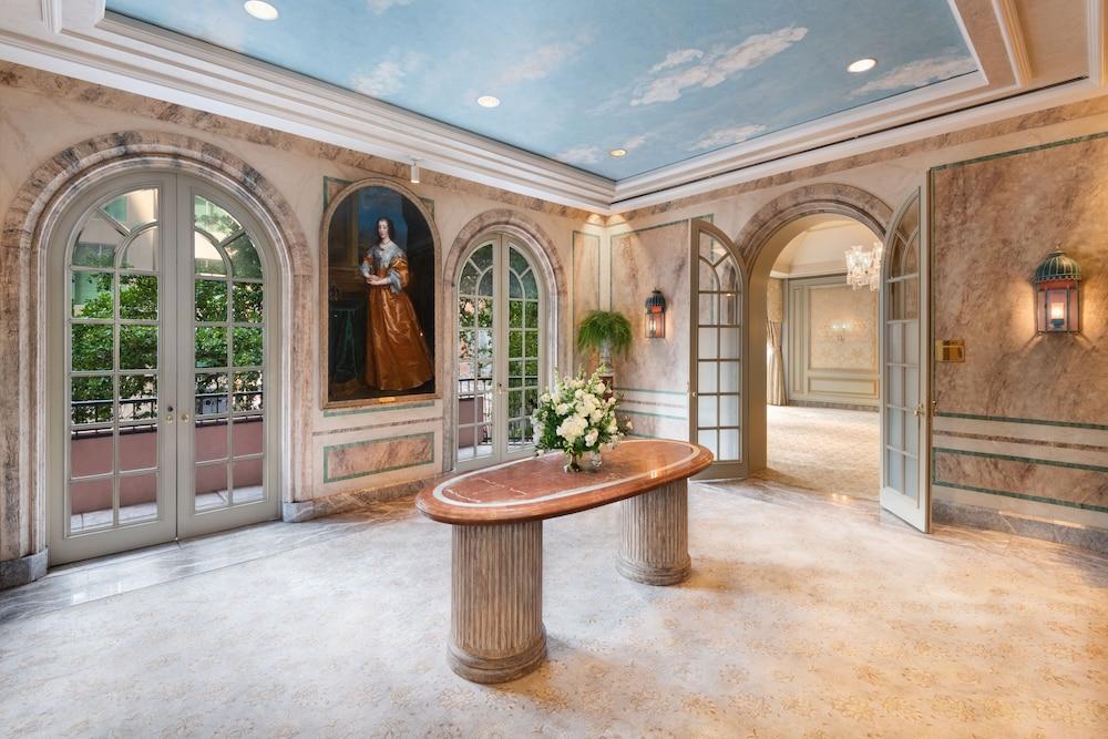 The Windsor Court Hotel New Orleans Bagian luar foto