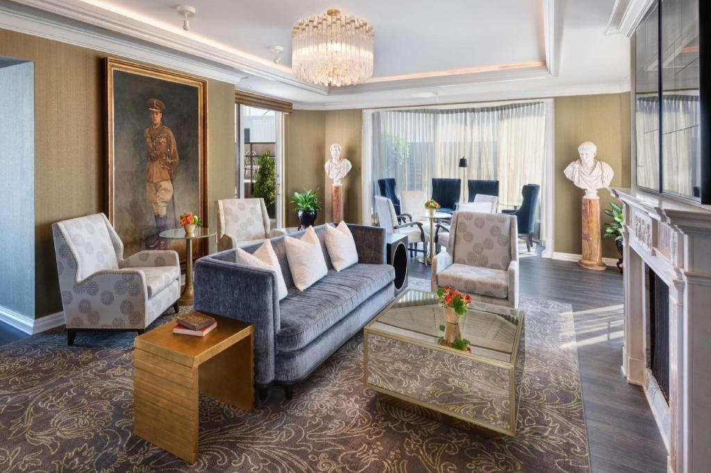 The Windsor Court Hotel New Orleans Bagian luar foto